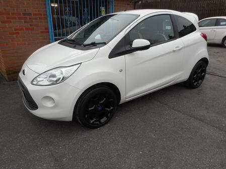 FORD KA 1.2 Zetec White Edition 